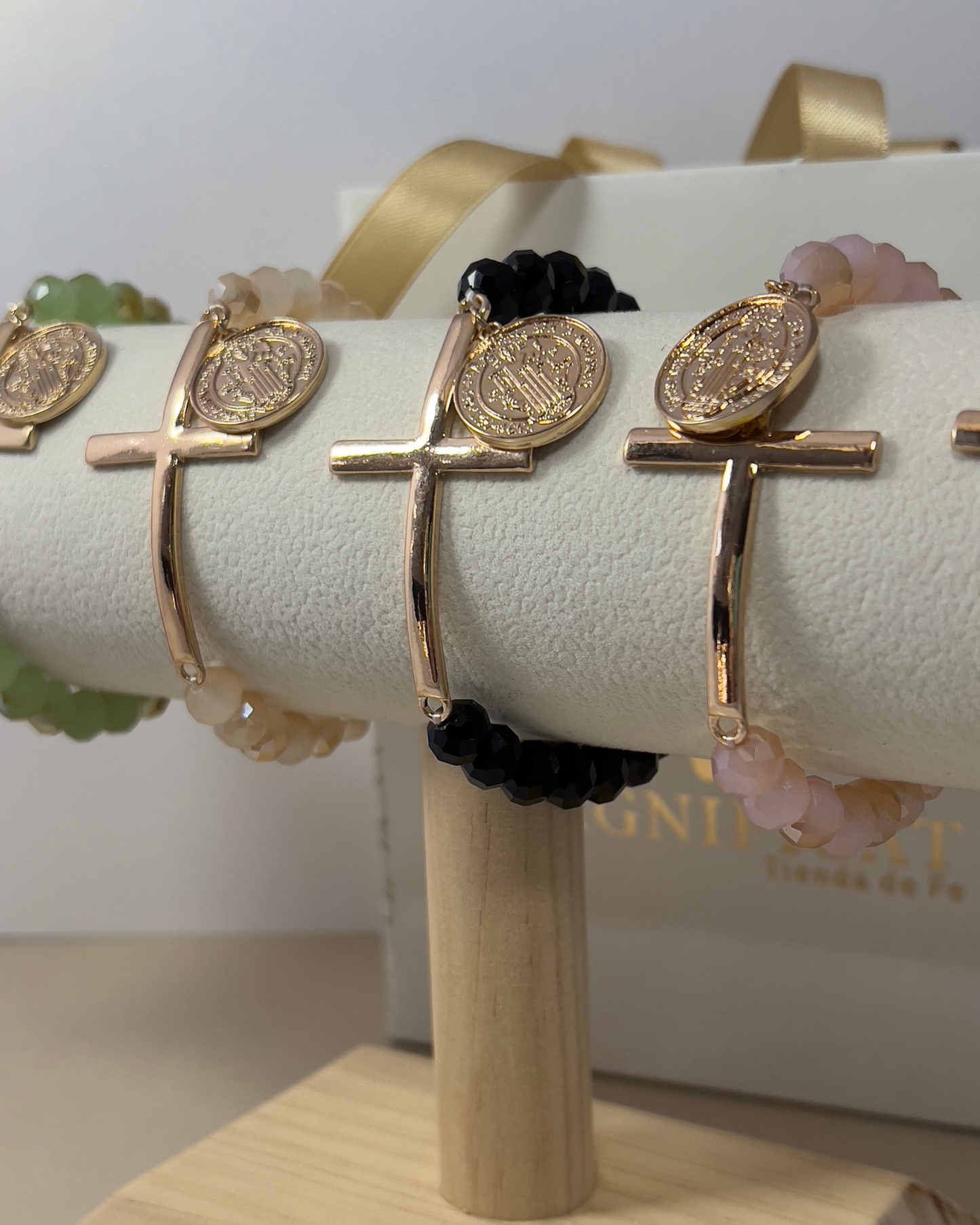 PULSERA CRUZ DE SAN BENITO