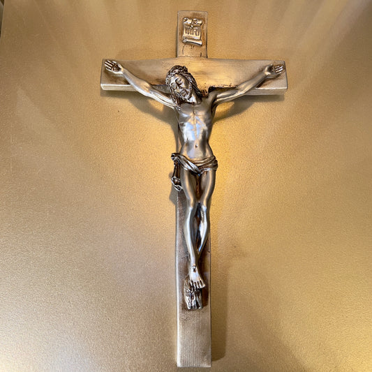 CRUCIFIJO CUERPO COMPLETO
