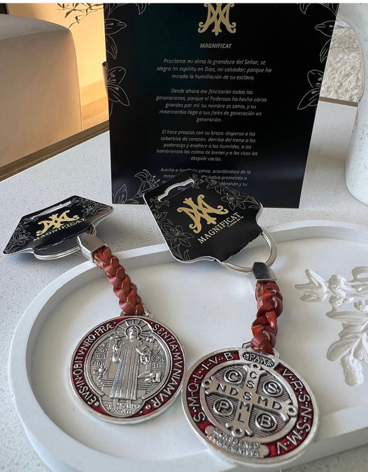LLAVERO CUERINA Y MEDALLA SAN BENITO